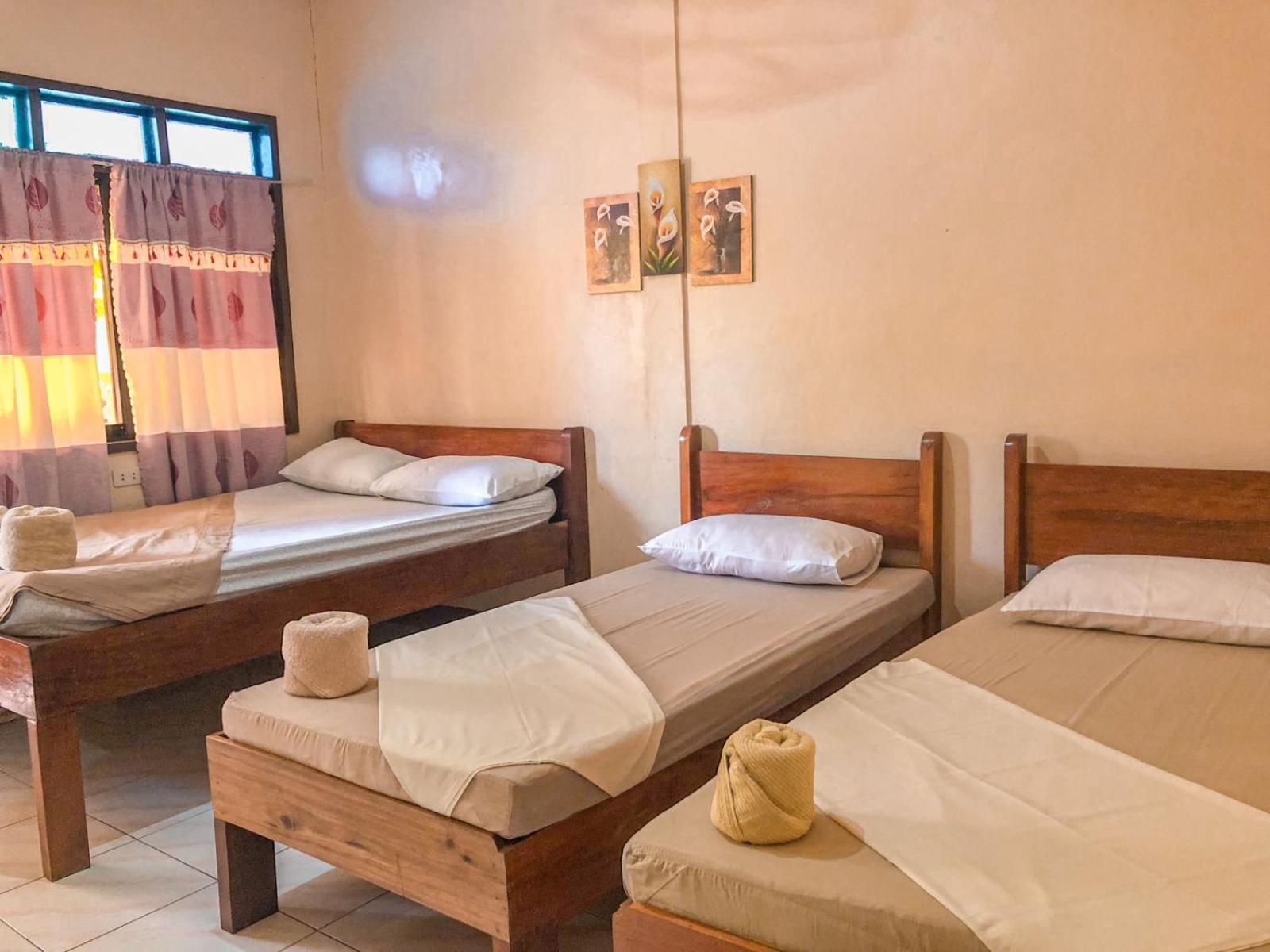 Jbr Tourist Inn - Port Barton Itaytay Exteriör bild