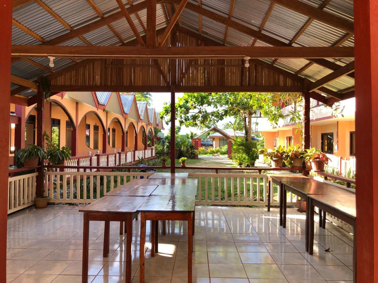 Jbr Tourist Inn - Port Barton Itaytay Exteriör bild